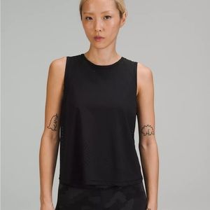 NWT Special Edition Sculpt Tank- Perforated. Lululemon size 10